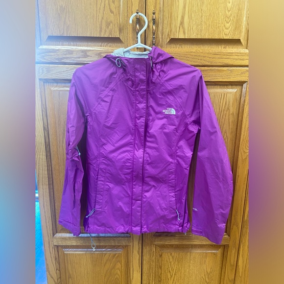 The North Face Rain Jacket - Picture 1 of 6